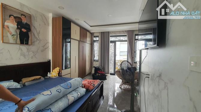 Bán nhà Nguyễn Thị Minh Khai 49m² 5 tầng – 14.5 tỷ – Kinh doanh sầm uất, Nở hậu - 3