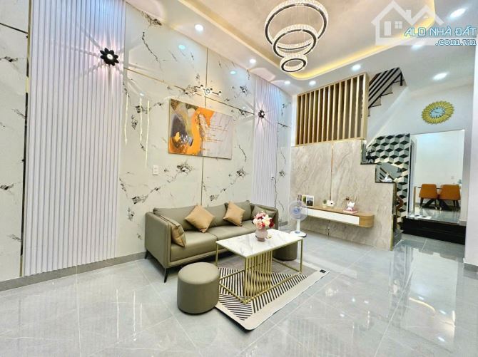 Hàng hiếm tại Văn Tiến Dũng dân xây 54m2, 8tỷ2 lô góc 2 thoáng, mặt tiền 6m bề thế sổ đỏ - 3
