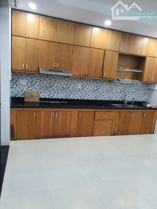 NHÀ TRỆT 2 LẦU - 104 M2 - HOÀN CÔNG - NGAY TRƯỜNG CẤP 1,2,3 DĨ AN, TP.DĨ AN - Chỉ với 5.x - 3