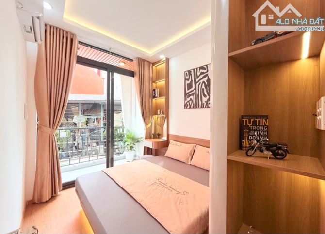 BÁN NHÀ NGUYỄN TRỌNG TUYỂN, PHÚ NHUẬN 30M2, 2 TẦNG BTCT, NHÀ MỚI ĐẸP VÔ Ở NGAY, CHỈ 4.85 T - 3