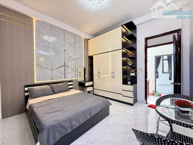 Cần bán căn nhà ngay Phạm Văn Đồng , Thủ Đức. Giá: 2 tỷ 5/60m2, sổ hồng riêng - 3