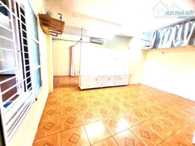 BÁN NHÀ TẬP THỂ NGUYÊN BẢN – SỔ ĐỎ 43M² – DÙNG GẦN 75M² – GIÁ 3.4 TỶ - 3