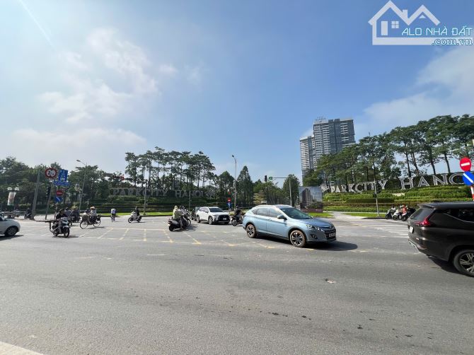 Bán nhà PL vỉa hè La Khê 5 tầng lô góc cạnh Park City 11 tỷ - 3