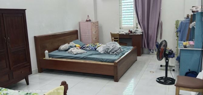 mặt tiền đường, kd buon bán tốt,  Ngang 8 dài 17 , Tổng diện tích công nhận 2 sổ là 128m2 - 3