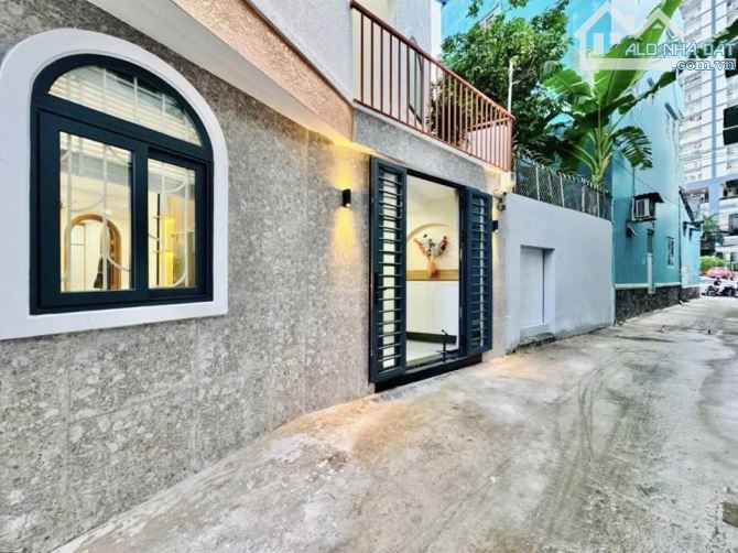 NHÀ ĐẸP XVNT , GẦN BX MIỀN ĐÔNG , 42M2 , 3PN , SÁT MẶT TIỀN , CHỈ 6,X TỶ , BÌNH THẠNH . - 3