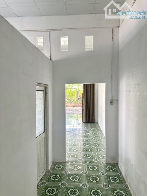 Nhà mới full thổ cư 150m2, lộ nhựa.  Dọn vào ở liền. - 3