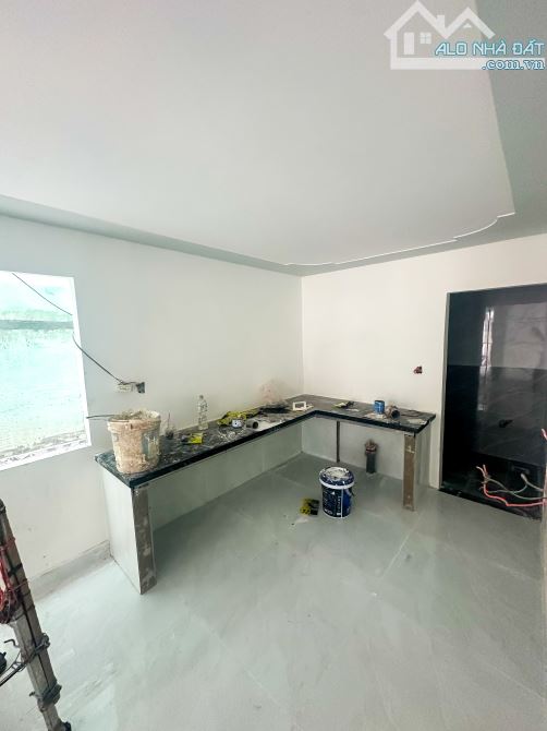 BÁN NHÀ 1T1L (DT: 80M2) NGAY TRƯỜNG HỌC LẠC HỒNG CS5 P. BỬU LONG. GIÁ CHỈ 2,8 TỶ - 3