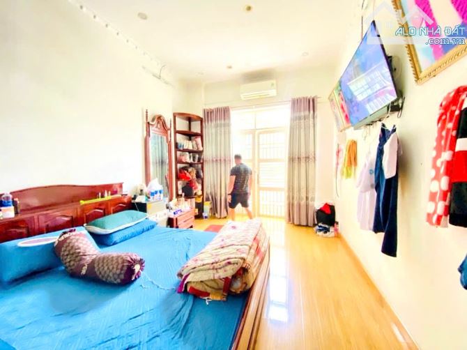 🌿 NHÀ ĐẸP NGAY CÔNG TRƯỜNG DÂN CHỦ – 60M² – NGANG 6.3M NỞ HẬU – 2 TẦNG – CHỈ 6.2 TỶ 🌿 - 3