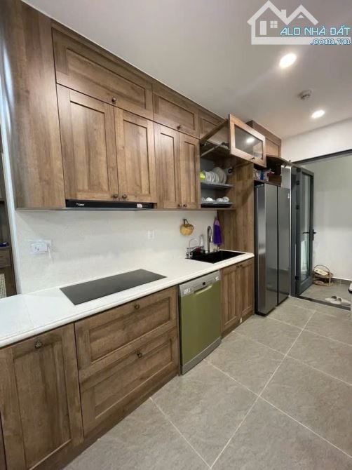 GIÁ ĐẦU TƯ🔥 GOLDEN PLACE MỄ TRÌ – GẦN100M², TẦNG TRUNG, NHỈNH 7 TỶ - 3