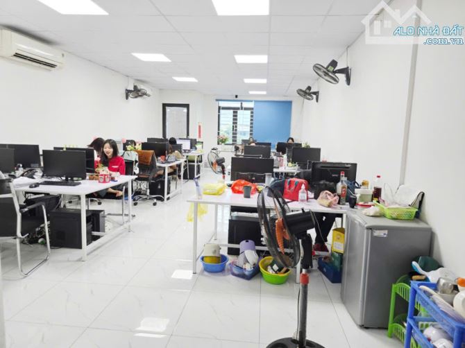 cho thuê nhà KĐT Galaxy Vạn Phúc. DT 100m2, 6 tầng thang máy, điều hòa âm trần - 3