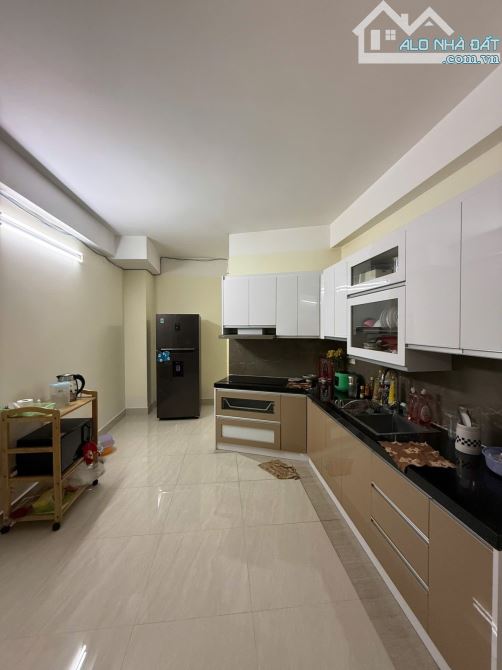 BÁN MẶT TIỀN LÝ THÁI TỔ, QUẬN 3. 5 TẦNG - THÁNG MÁY - DÒNG TIỀN 25tr/ THÁNG. - 3