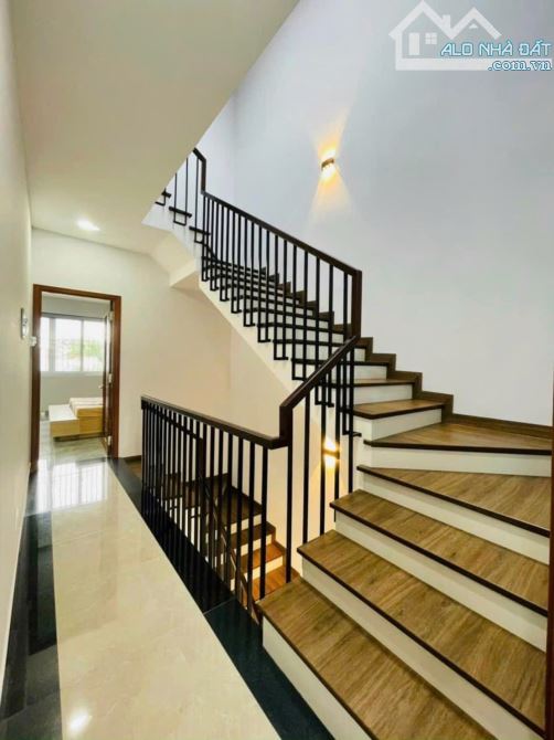 Bán nhà đẹp 3 tầng KĐT VCN Phước Long 1 giá 9,65 tỷ - 3