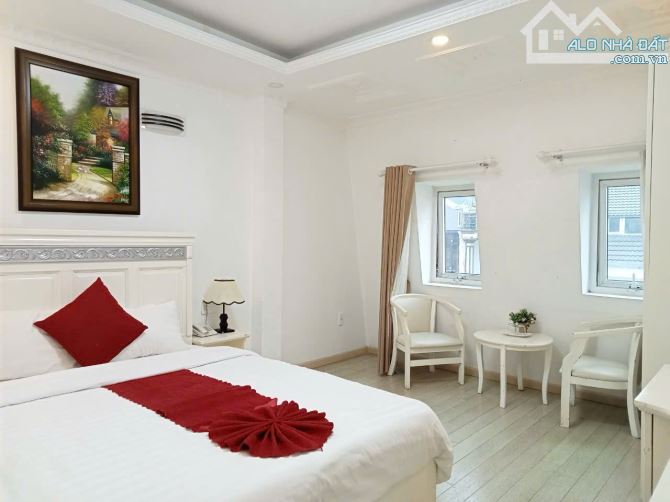 KHÁCH SẠN MẶT TIỀN ĐƯỜNG NGUYỄN TRÃI. P10. 193M2. 3 TẦNG. 13PKD. GIÁ 28 TỶ - 3