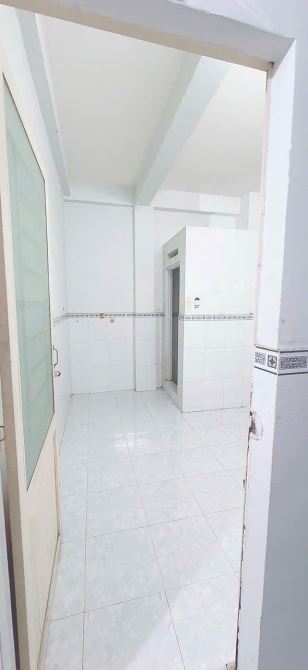 Cho thuê Phòng Trọ Đường  Phạm Thế Hiển, WC Riêng, Giờ Giấc Tự Do Chỉ 1Tr8/Tháng (12m-20m) - 3