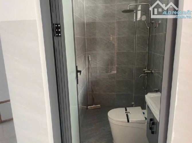 XOAY VỐN CẮT LỖ BÁN GẤP NHÀ PHAN VĂN HÂN,BÌNH THẠNH-GIÁ:4TỶ220/76m2(5x15,2m).ĐANG CHO THUÊ - 3