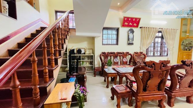 VILLA NGHỈ DƯỠNG : Chủ kẹt tiền cần bán Villa khu an ninh trung tâm Đà Lạt - 3