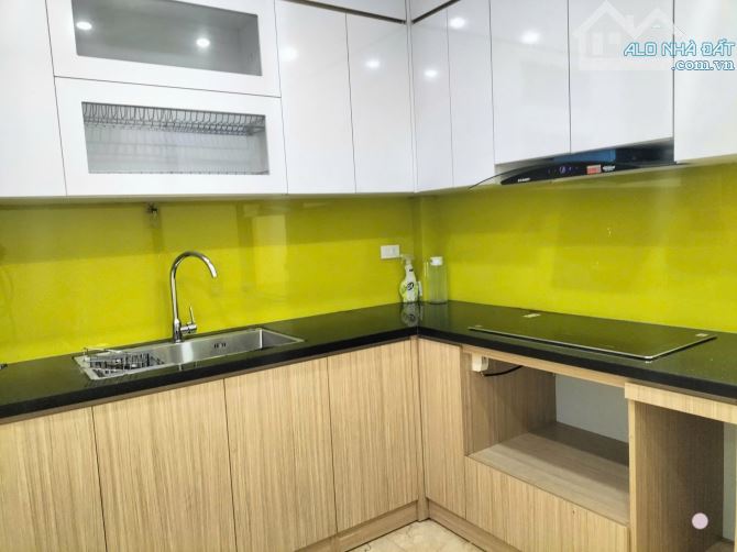 CHỈ NHỈNH 10 TỶ‼️ Bán nhà MẶT ĐƯỜNG Ngọc Hồi, Thanh Trì DT 33m2, 5T - 2
