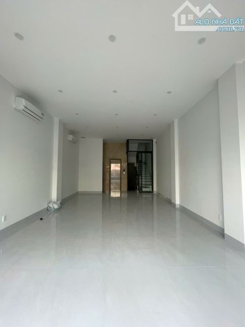 CHO THUÊ NHÀ MỚI XÂY MẶT TIỀN DƯƠNG QUẢNG HÀM (6 TẦNG) THANG MÁY - 3
