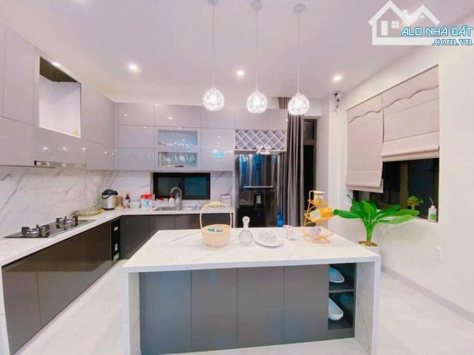 BÁN BIỆT THỰ THÔ VÀ HOÀN THIỆN SIÊU ĐẸP 200M2 ROYAL PARK -TP HUẾ GIÁ CHỈ TỪ 7.4 TỶ - 3