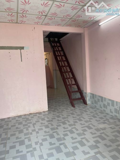 Chú Tám cần tiền ! Bán gấp căn nhà  kèm 5p trọ ở gần KCN Trảng Bàng 146m2 SHR giá 750tr - 3