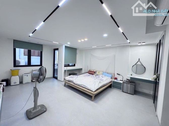 bán nhà Ngõ Trần Quang Diệu, Đống Đa, ô tô vào nhà  DT 62m, 7 Tầng, MT 5,1m 🧧Gia 29.9 tỷ - 3