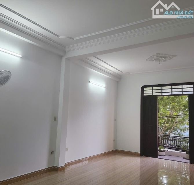 Bán gấp nhà 3 tầng 3 mê mặt tiền đường Kỳ Đồng 100m2 giá: 10,7tỷ - 3