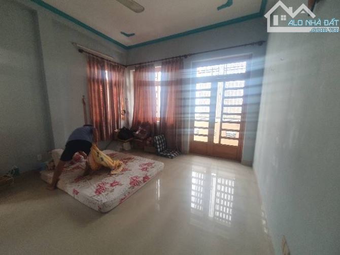 Nhà rẻ Q.8 - mặt tiền kinh doanh 5m5 - 130m2 giá 9ty2 - Bùi Minh Trực - 3