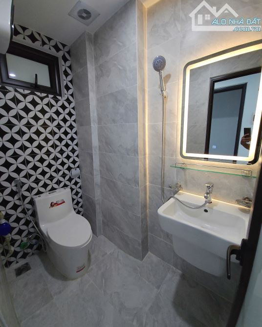 Bán CCMN Phú Diễn, 12 Phòng, Doanh thu 50tr/tháng,  DT 48m x 7 Tầng, MT 5.6m - 12.6 Tỷ - 3