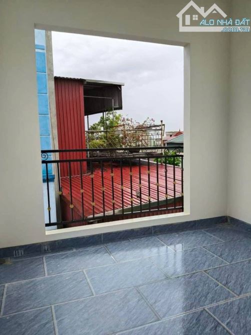 BÁN NHÀ TẢ THANH OAI - LÔ GÓC - NHÀ ĐẸP NHƯ MỚI - Ô TÔ ĐỖ CỬA - NGÕ THÔNG - CHỈ 4.7 TỶ - 3