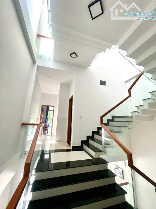 💥 NHÀ 3 TẦNG MẶT TIỀN ĐƯỜNG - ĐOÀN KHUÊ – KHU NAM VIỆT Á - ĐÀ NẴNG - 3