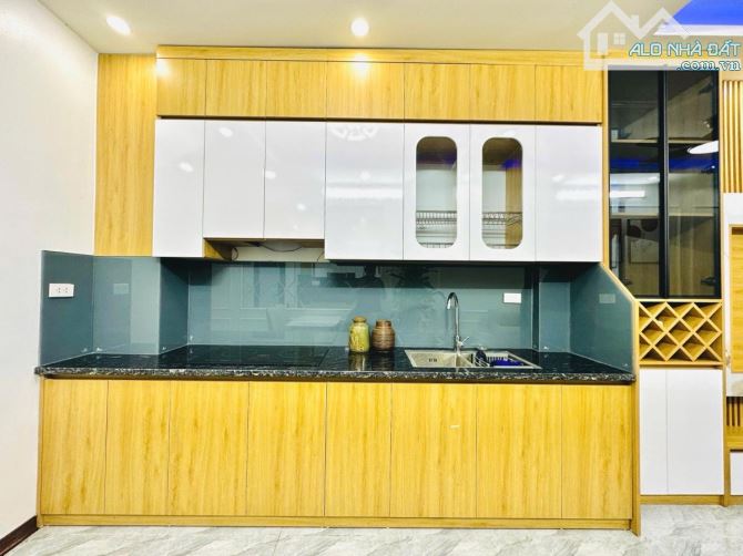 Cực đỉnh! Hoàng Mai ô tô đỗ, ngõ thông, đẹp tựa KS 5 sao, nội thất hiện đại, 40m2. - 3