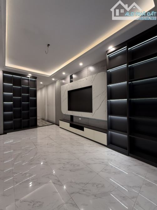 Nhà Đẹp Dân Xây, Hồng Tiến, Nguyễn Văn Cừ,Long Biên.Ngõ Thông Phố Ngọc Lâm.60m2,6 tầng - 3