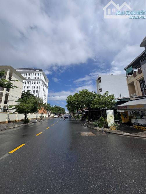 Bán lô đất 276m2 - Đất Xây cao tầng - MT Đường Phan Tứ trục đường 10,5m sát Biển Mỹ Khê - 3