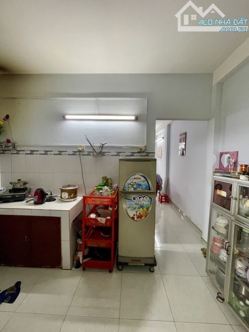 Bán nhà 2 tầng 41m² (4x10), Hẻm xe hơi Lê Văn Quới, gần Ngã Tư Bốn Xã, chỉ hơn 4 tỷ - 3