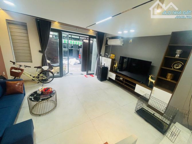 DIỆN TÍCH VÀNG- 10.5 TỶ! Gần chợ Cây Quéo - Bán nhà Bình Thạnh đường Nguyễn Văn Đậu P5 - 3