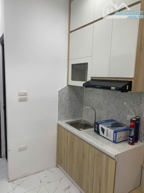 CẦN BÁN CCMN PHỐ MINH KHAI - 7T THANG MÁY - 14 PHÒNG KK - CHÀO GIÁ 16.9 TỶ CÓ TL. SĐCC - 3