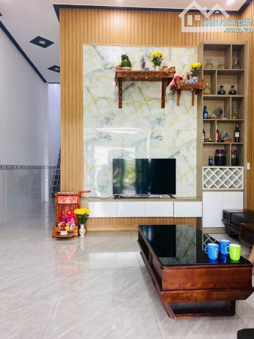 2,59Tỷ TL🔥Bán 105m2 nhà cấp 4 gác lửng, gần đường ĐT747C, P.Thái Hòa, Tp.Tân Uyên - 3