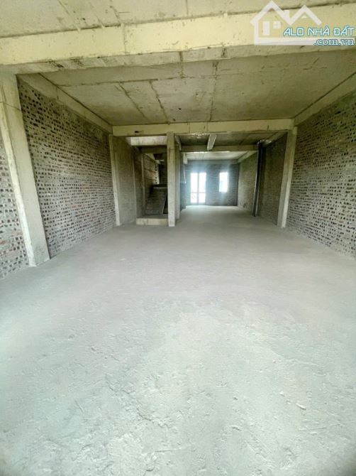 BÁN LIỀN KỀ ĐÔ THỊ VĂN PHÚ - Ô TÔ - THANG MÁY - KINH DOANH - 90 M2 GIÁ 25 TỶ - 3