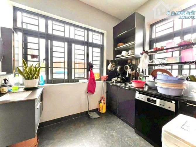 Bán nhà mặt tiền góc 2 mặt tiền 1 trệt 3 lầu p. Tân Hiệp - 3
