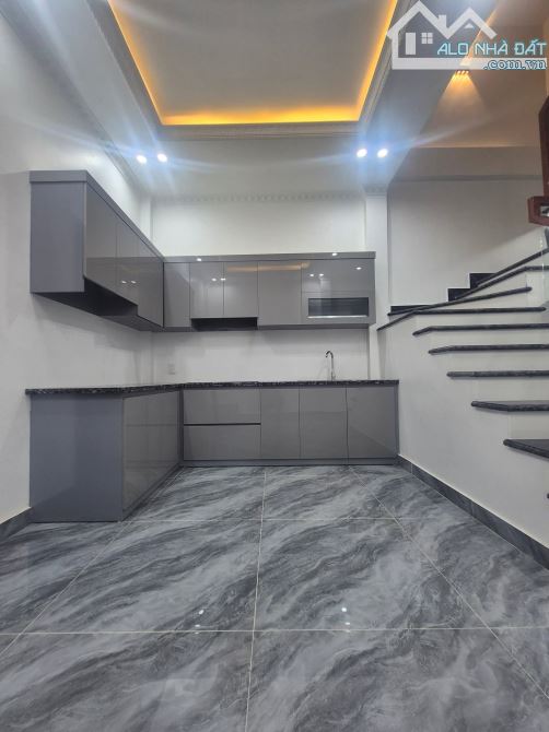 Chính chủ bán nhà 3 tầng tại Cam Lộ ,Hùng Vương , Hồng Bàng Giá 2 tỷ 550 - 3