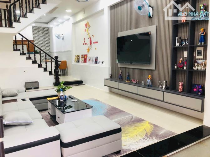Nhà 4 tầng Full nội thất , gần chợ Gà, gần ngã ba đông quang, đường xe hơi 8m thông - 3