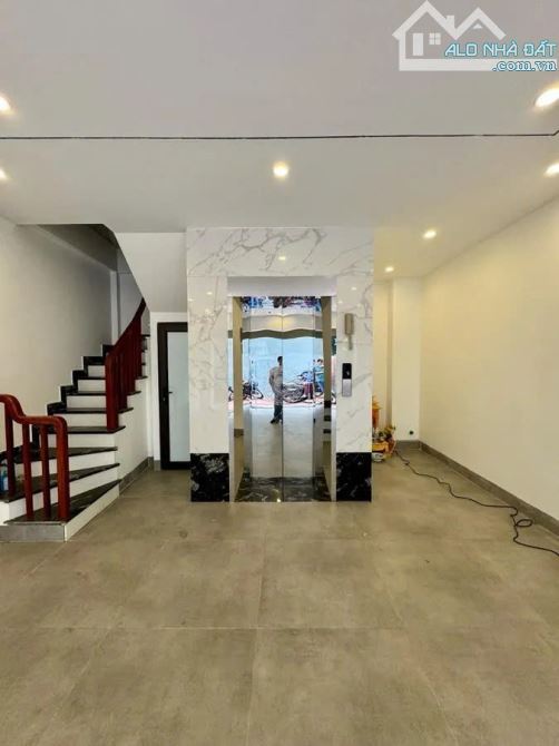 Bán nhà Ngõ 98 Đàm Quang Trung , 42m2,6 Tầng Thang máy. MT 5m, Mới , ở luôn Chỉ 11 Tỷ - 3