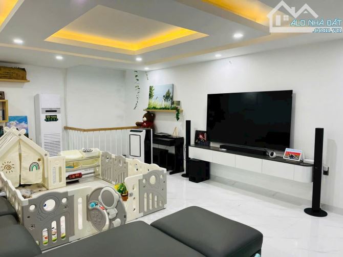 🏠CCDV-MS.D23 - Bán nhà 1T1L2L hẻm ô tô đường Phan Chu Trinh p Vũng Tàu tp HCM. Giá 10.5 t - 3