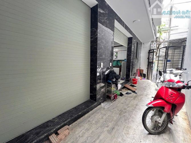 BÁN GẤP NHÀ PHỐ ĐẠI LINH TRUNG VĂN,NHÀ ĐẸP, THOÁNG SÁNG, GẦN Ô TÔ