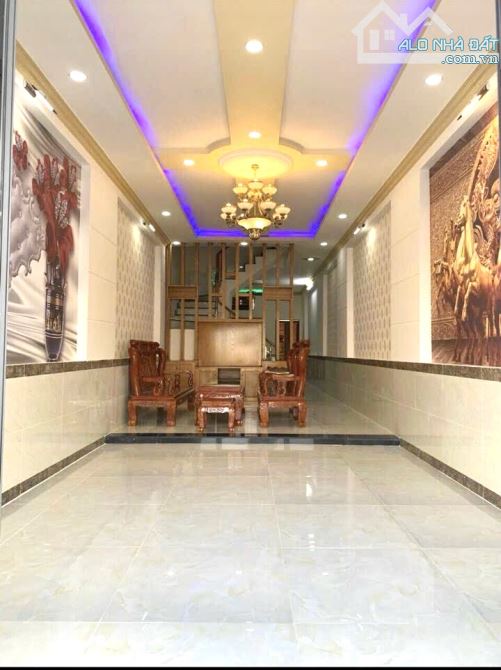 Bán gấp nhà 3 tầng gần tt y tế dĩ an giá đầu tư - 3