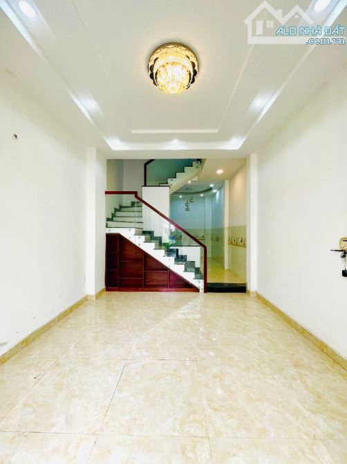 NGAY NGÃ TƯ NGUYỄN BIỂU - TRẦN HƯNG ĐẠO - CÁCH MẶT TIỀN 25M -NHÀ MỚI 4 TẦNG - 3