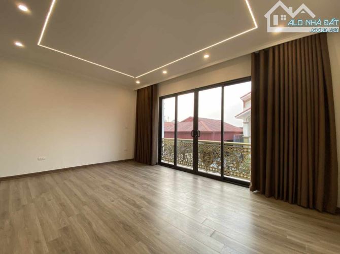 Bán nhà Hoàng Văn Thai – 45.5m² – Ngõ ô tô tránh – Full nội thất – ở ngay - Giá 14.2 tỉ! - 3