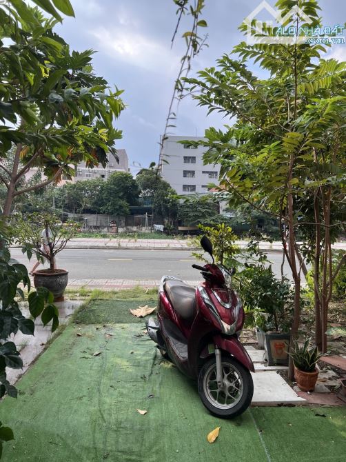 Chính Chủ Gửi Bán - Nhà Mặt Tiền View Sông - 95M2 - SHR - Q. Bình Thạnh - 3