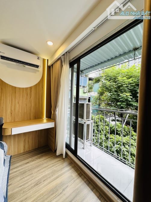 ☘️ PHỐ 8/3 ☘️NHÀ TẬP THỂ VIP – DTSD 50M - 2PN - FULL NỘI THẤT Ô TÔ ĐỖ CỔNG - 1 BƯỚC RA PHỐ - 3