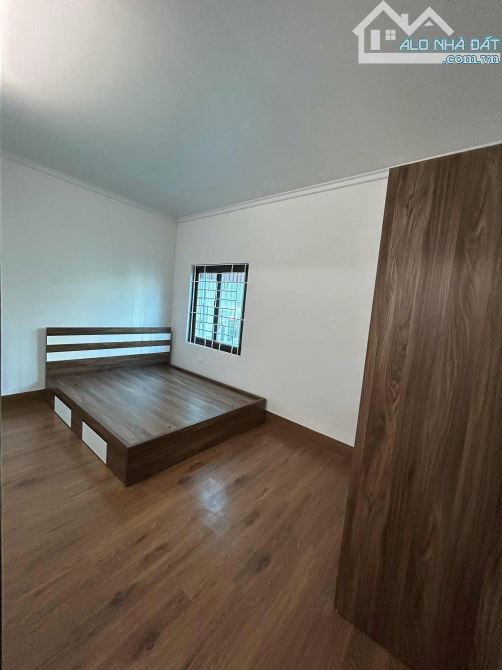 GIÁ CHỈ 4.95 TỶ  3 TẦNG ĐẸP FULL NỘI THẤT BÁN NHÀ Thọ Am Liên Ninh Thanh Trì Hà Nội - 3